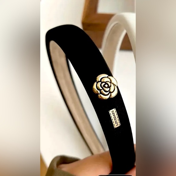 Accessories - Black and Gold Floral Headband